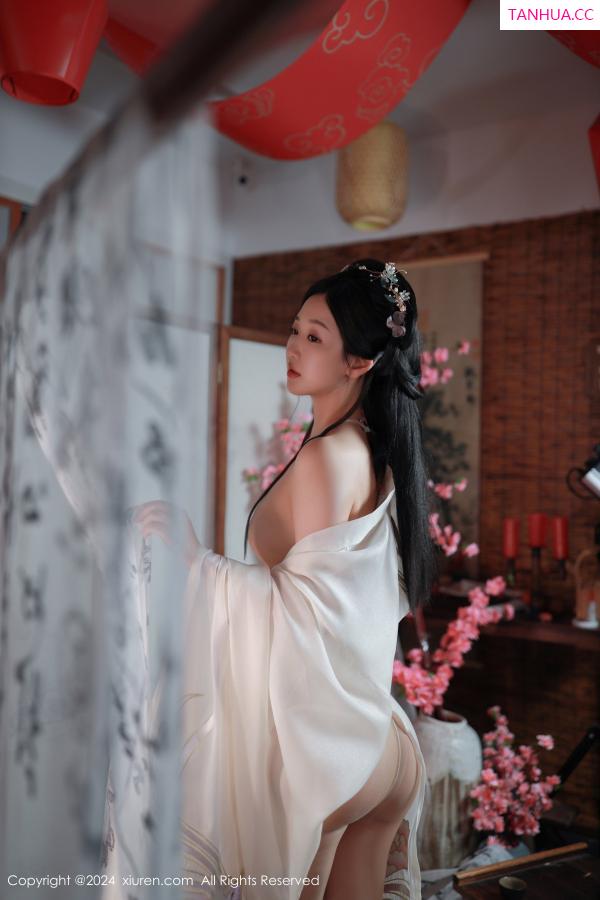唐安琪  [XiuRen]高清写真图 2024.07.22 No.8898 唐安琪 丝袜美腿第56张图片